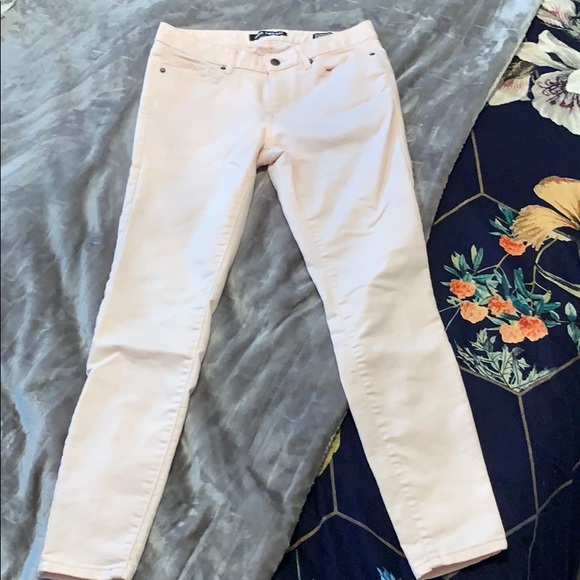 Pink skinny jeans